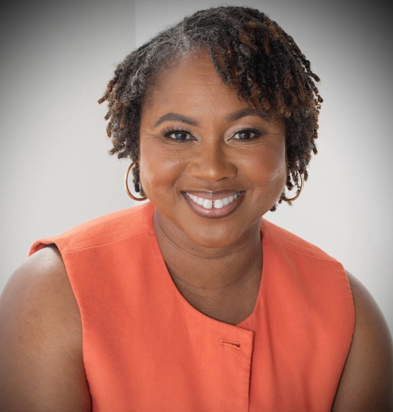 Shikina Tellis smiling